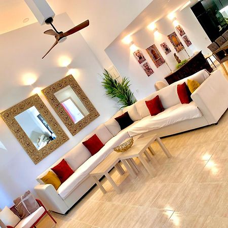 רוקאוטס דה מר Amplia Vivienda New Para12 Pers A 4 Min Caminando De Playa Con Terraza, Piscina Com, Wifi, Ventiladores De Techo, Lavavajillas מראה חיצוני תמונה