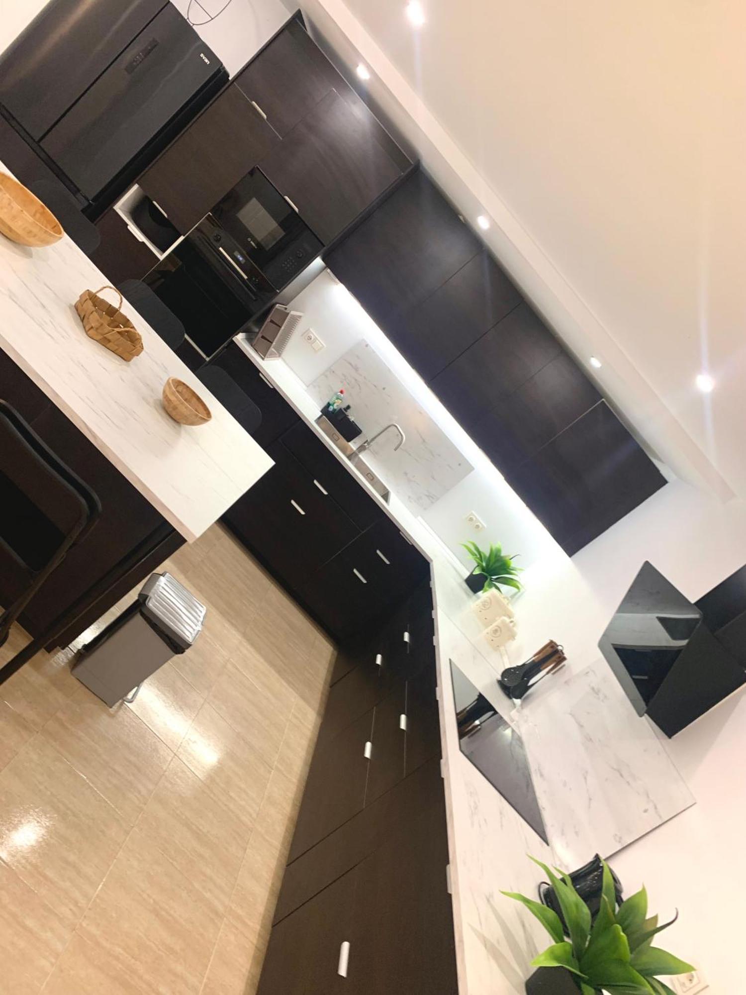 רוקאוטס דה מר Amplia Vivienda New Para12 Pers A 4 Min Caminando De Playa Con Terraza, Piscina Com, Wifi, Ventiladores De Techo, Lavavajillas מראה חיצוני תמונה